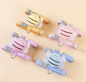 Fashionable cat accessories set with stylish wing design harness
