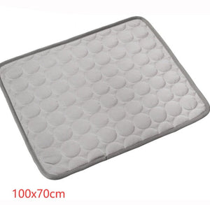 Ice silk cooling pet mat waterproof feature demonstration