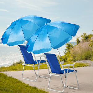 Travel-friendly folding beach chair that folds quickly for easy carrying and storage
