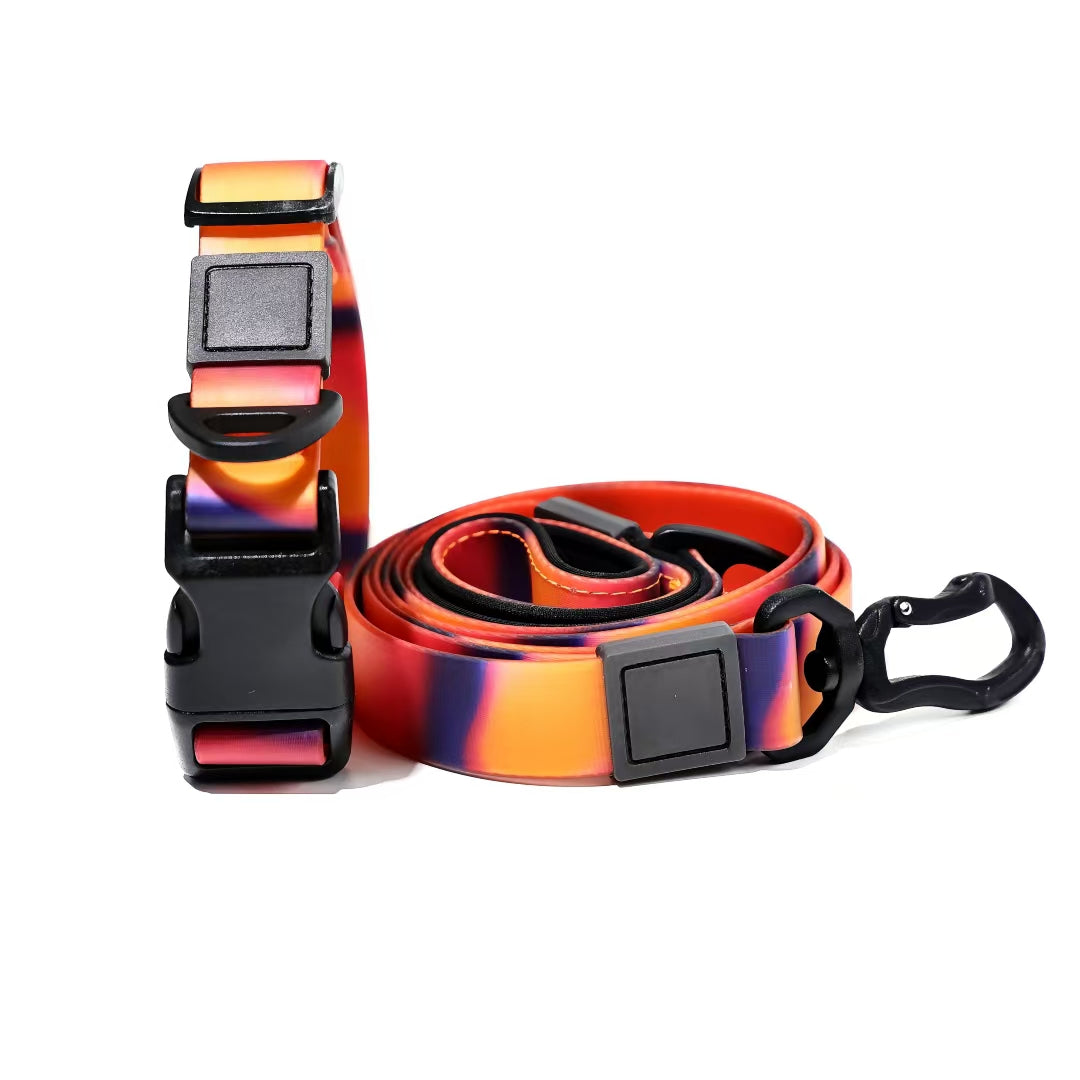 Durable PVC-coated dog lead with wear-resistant material